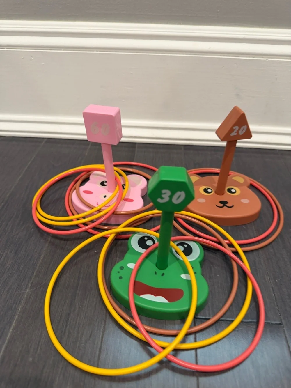 NWOT Plastic Animal Ring Toss Game SMALL Pink, Green, Brown Kids Toddlers